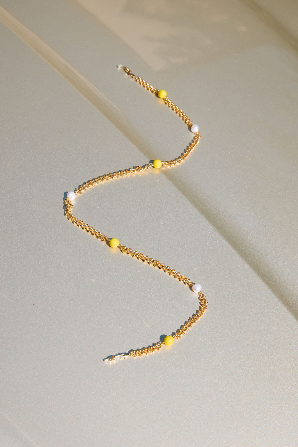Aglagla | Sunglass Chain Yellow Pearl