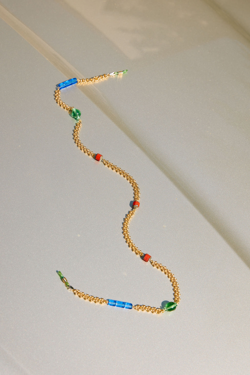 Aglagla | Sunglass Chain Red Blue Green