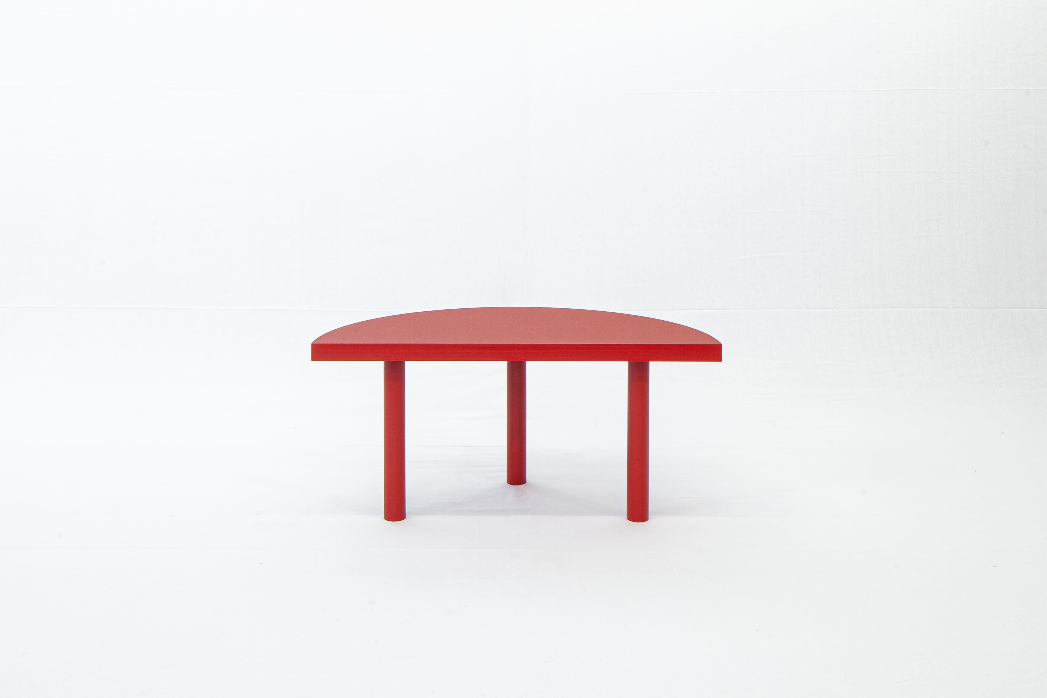 B4 Möbel | Demilune Coffee Table – Mauve