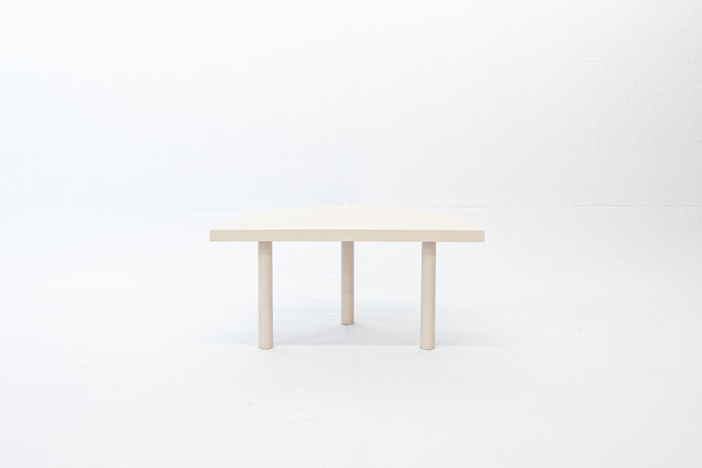 B4 Möbel | Demilune Coffee Table – Mauve