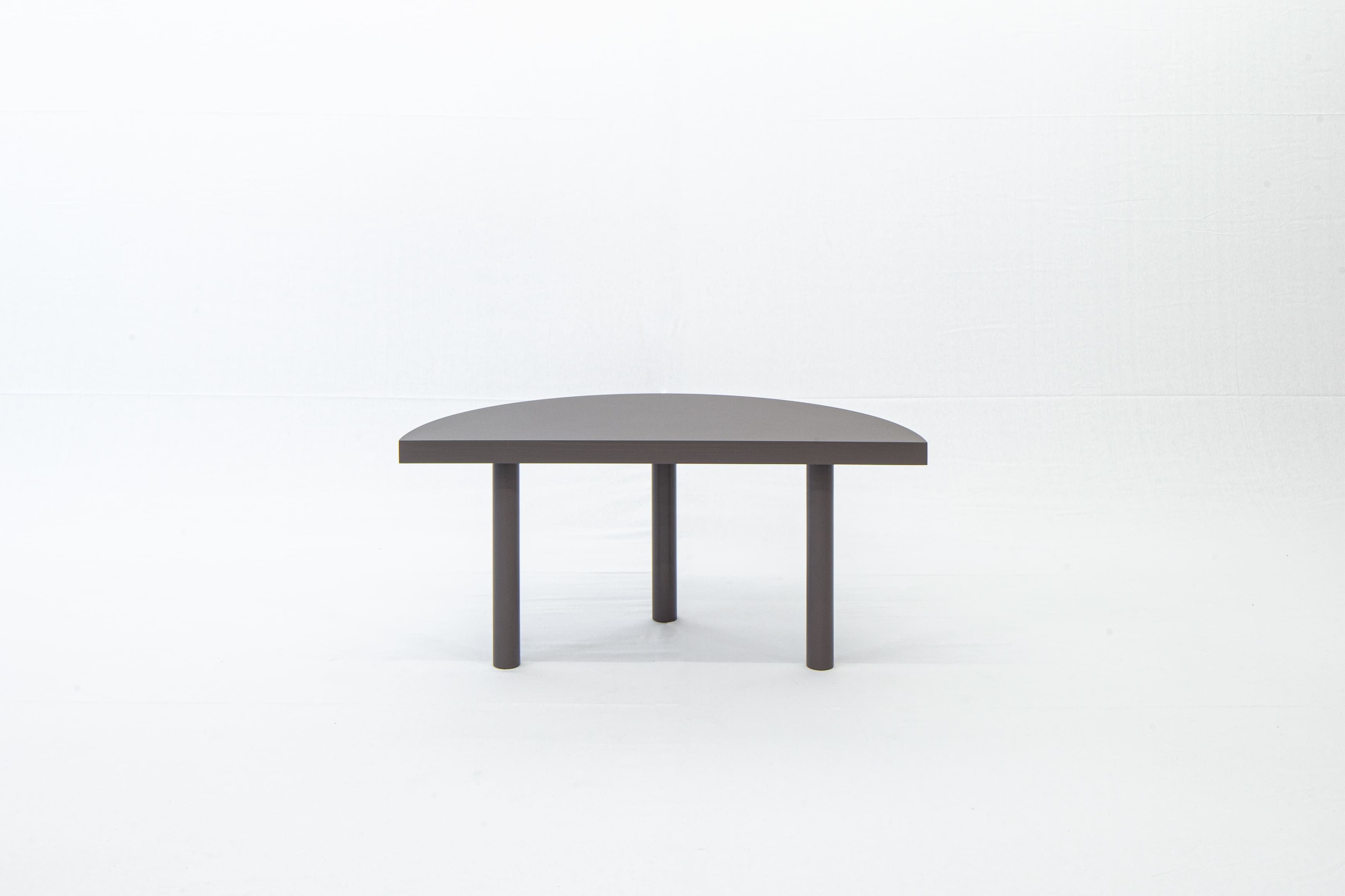 B4 Möbel | Demilune Coffee Table – Mauve