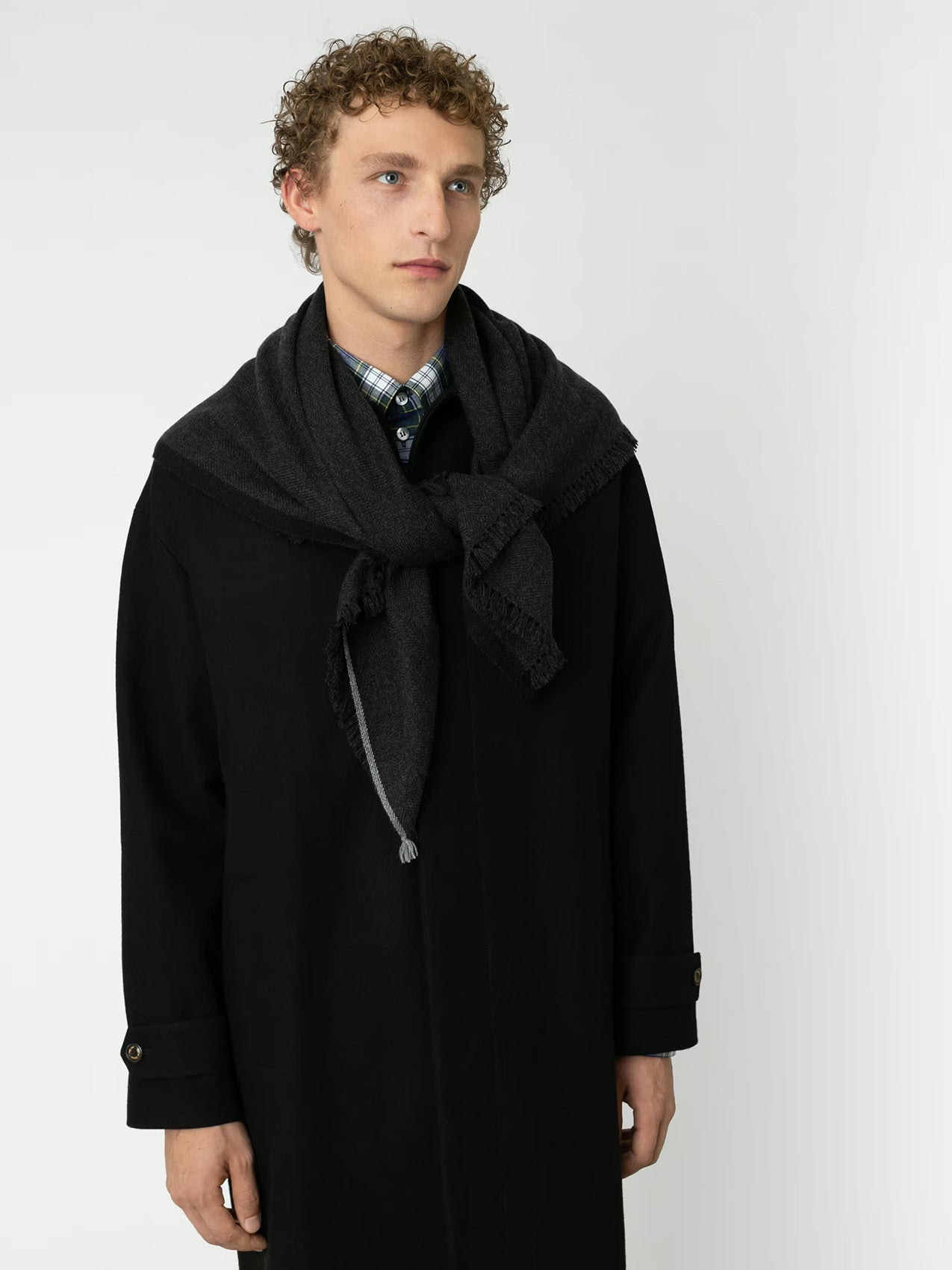 enSoie | Blia Cashmere Stole  | Wolf Grey