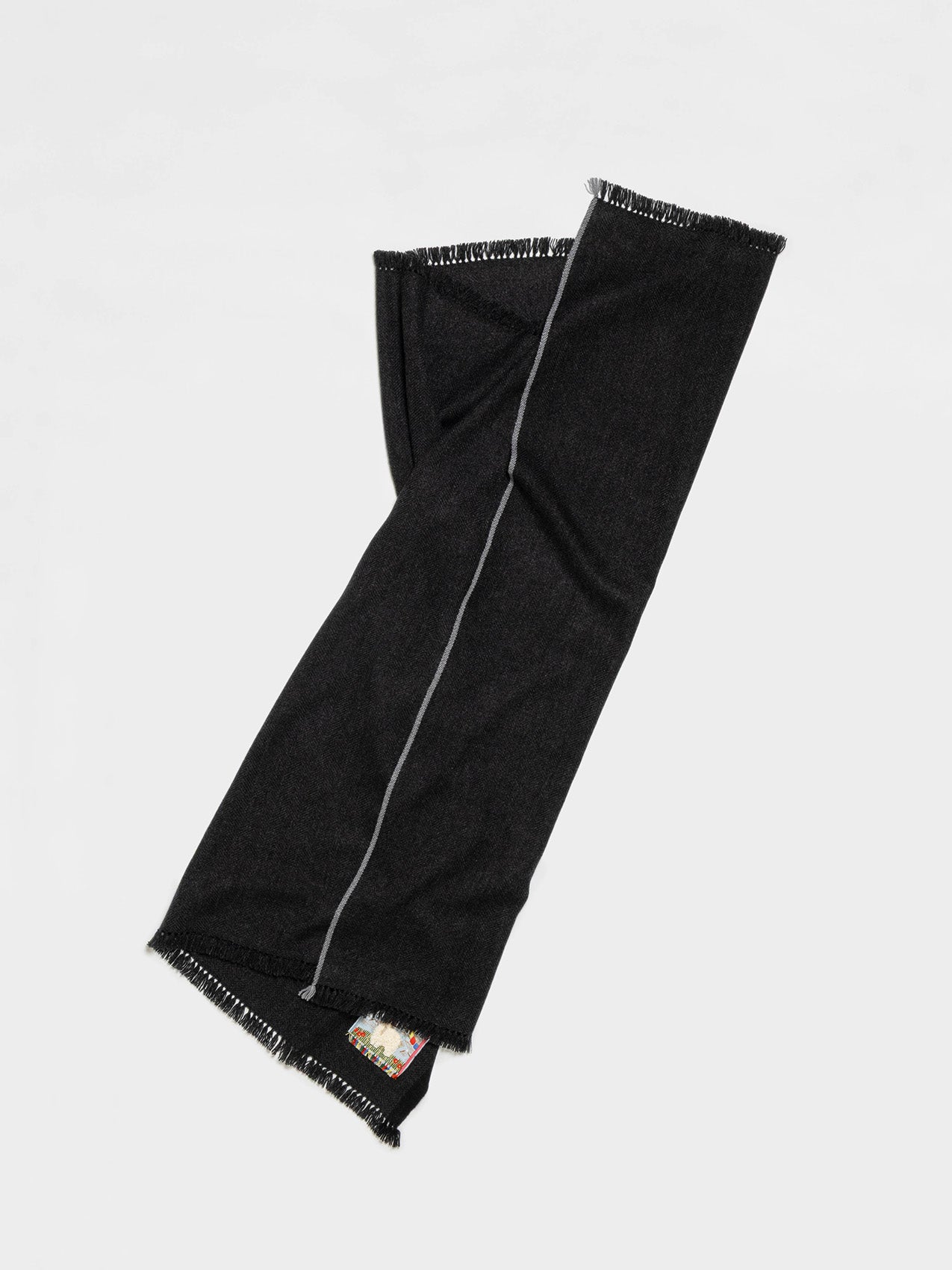 enSoie | Blia Cashmere Stole  | Wolf Grey