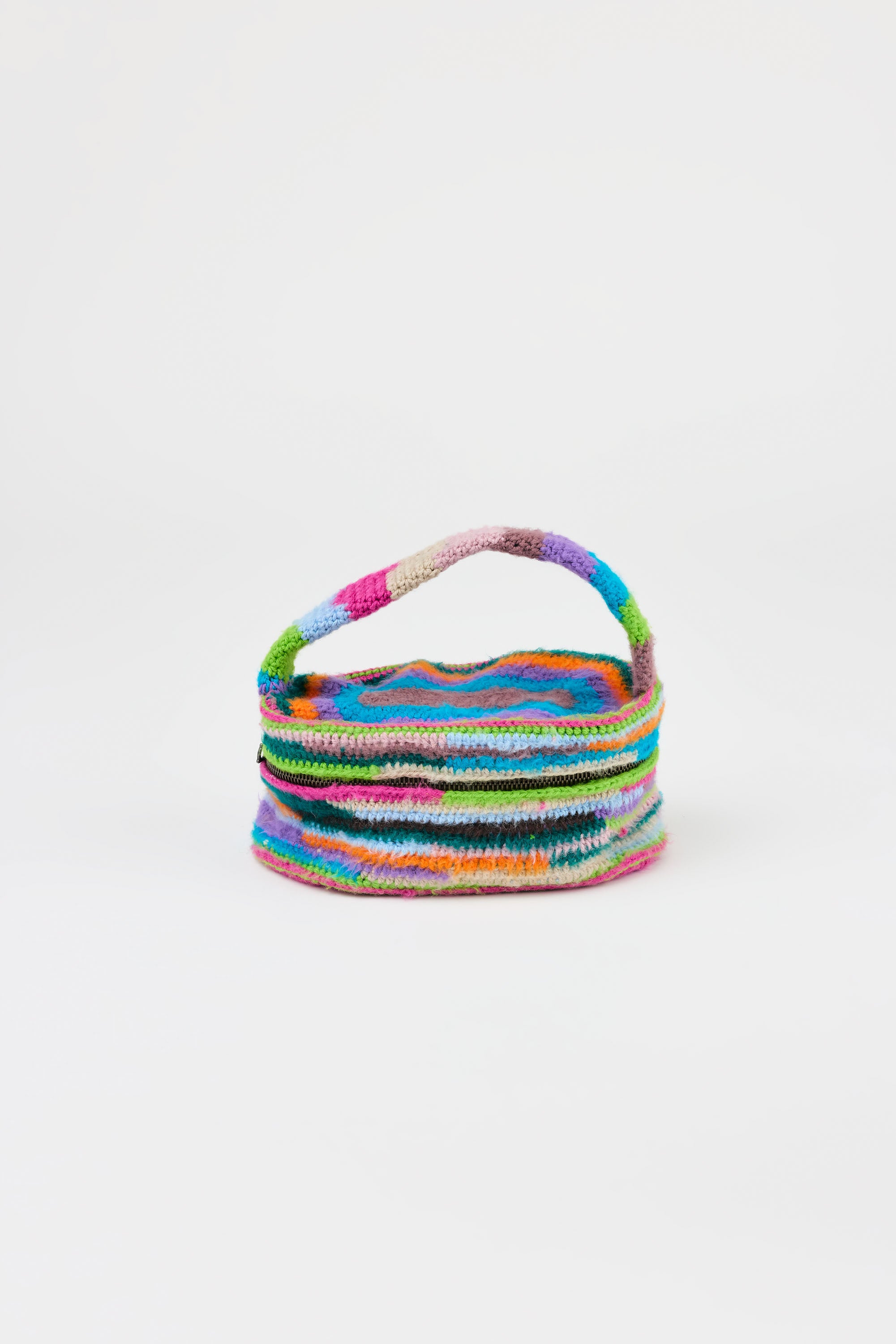 Flaka Jahaj / Studio Passenger | Edona – Shed crochet vanity bag (multicolor)