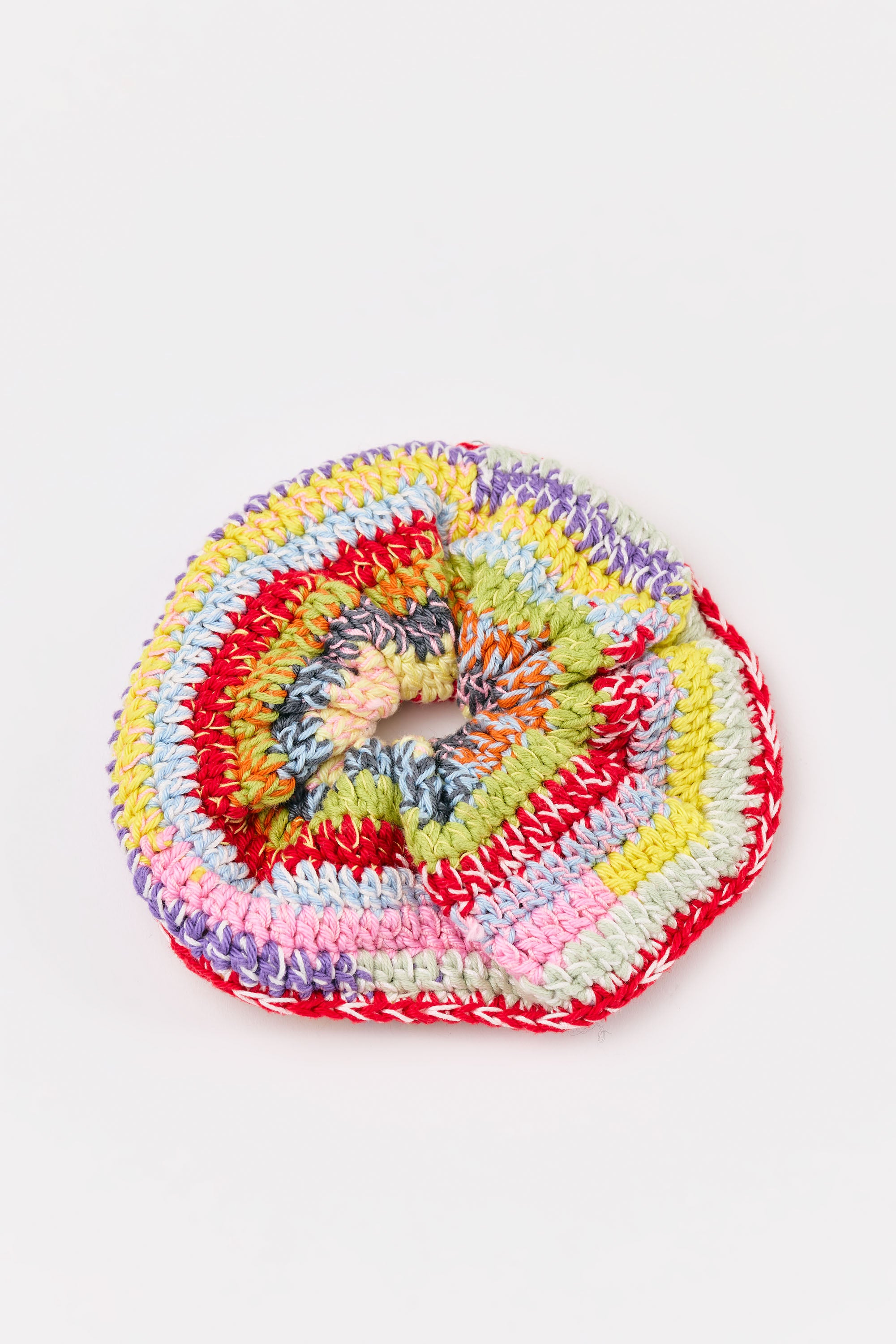 Flaka Jahaj / Studio Passenger | Crochet Scrunchie (1)