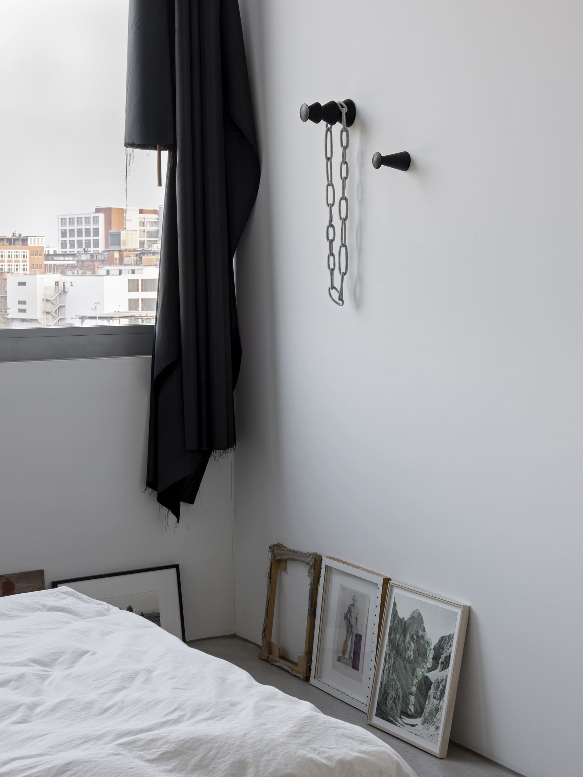 H&dM Objects | Coathanger Large