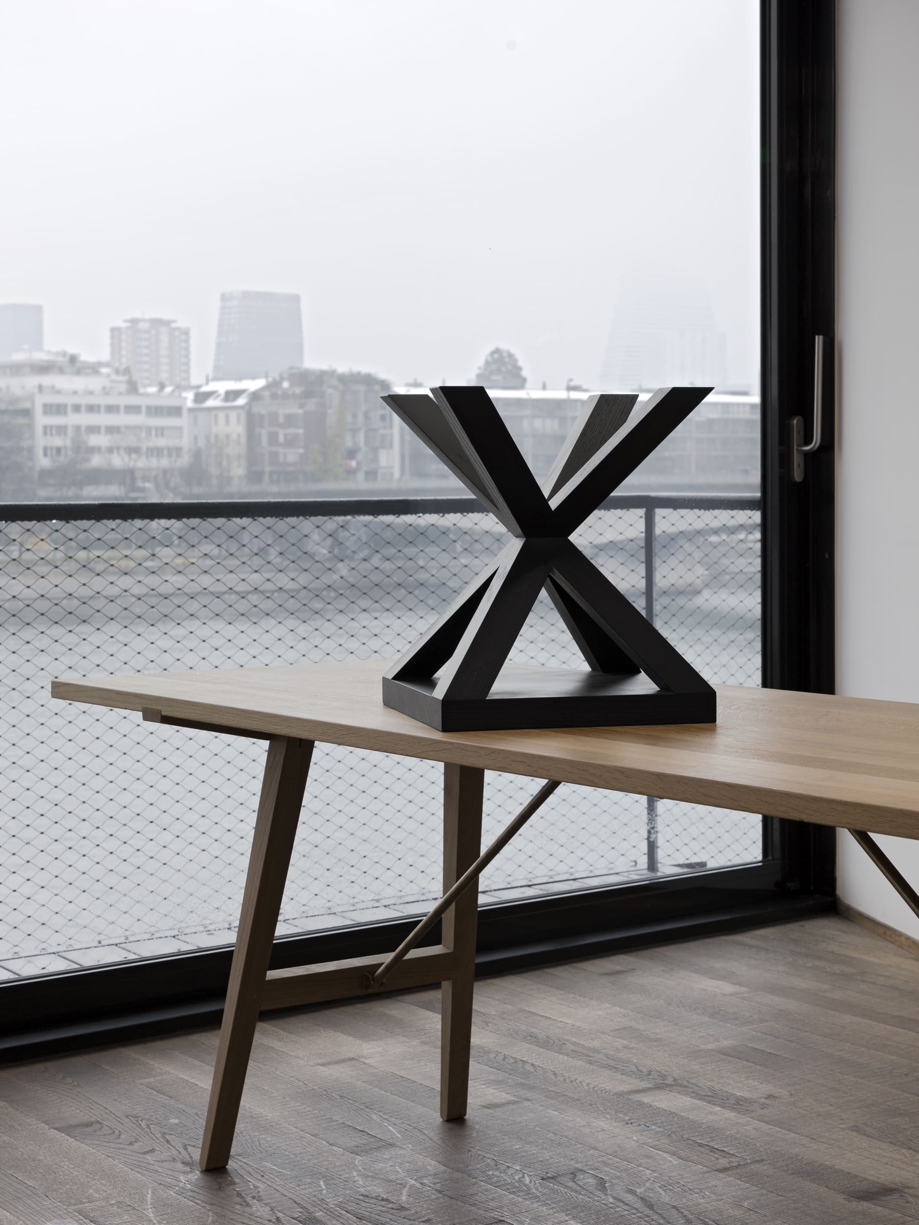 H&dM Objects | X Hocker Ash Black Stained