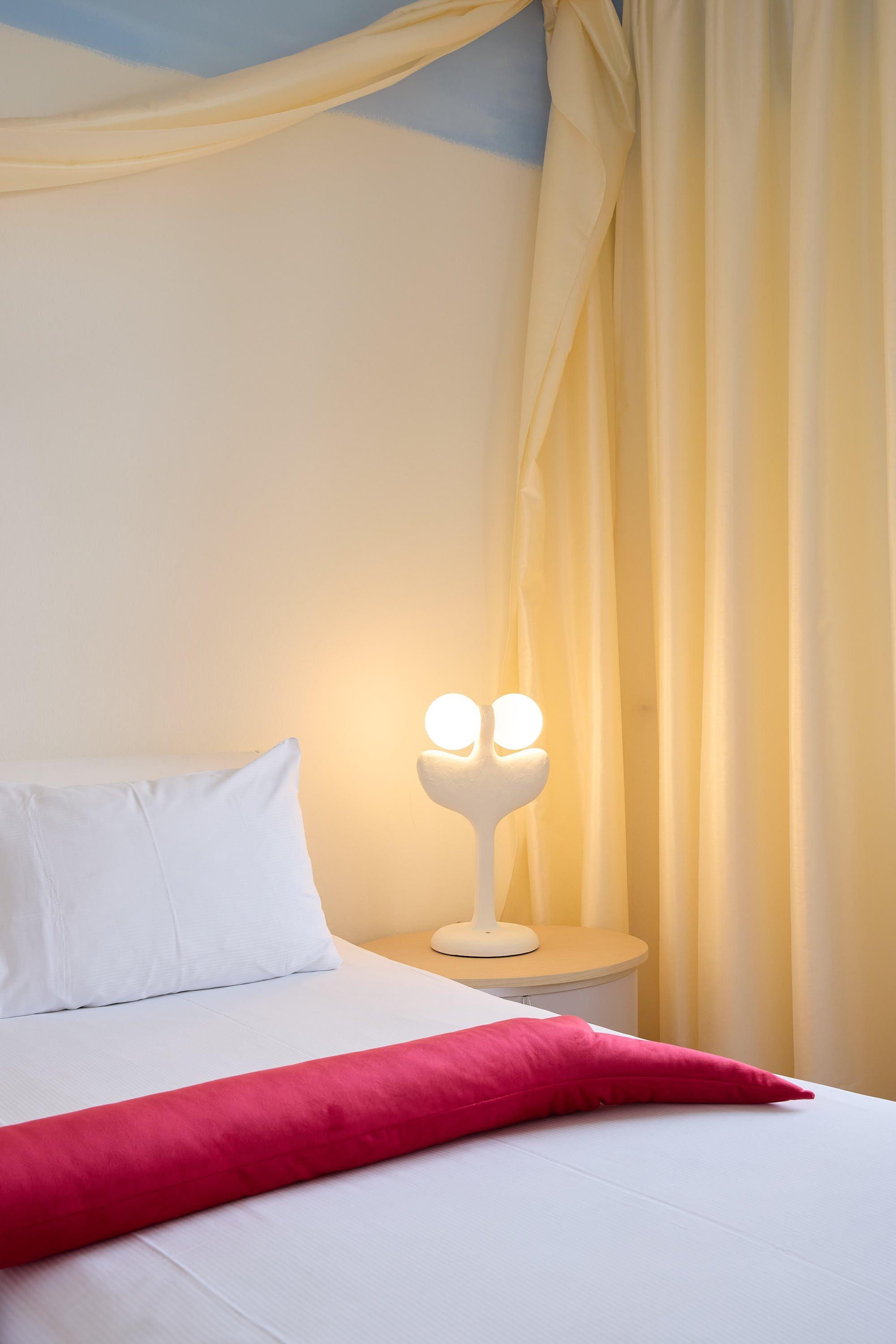 Polina Moroz | Polina Moroz - Pollen Lamp