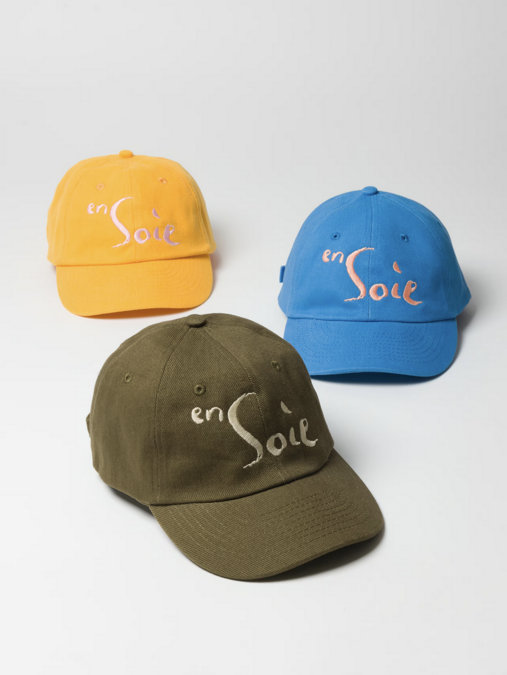 Tommy Cap enSoie Logo