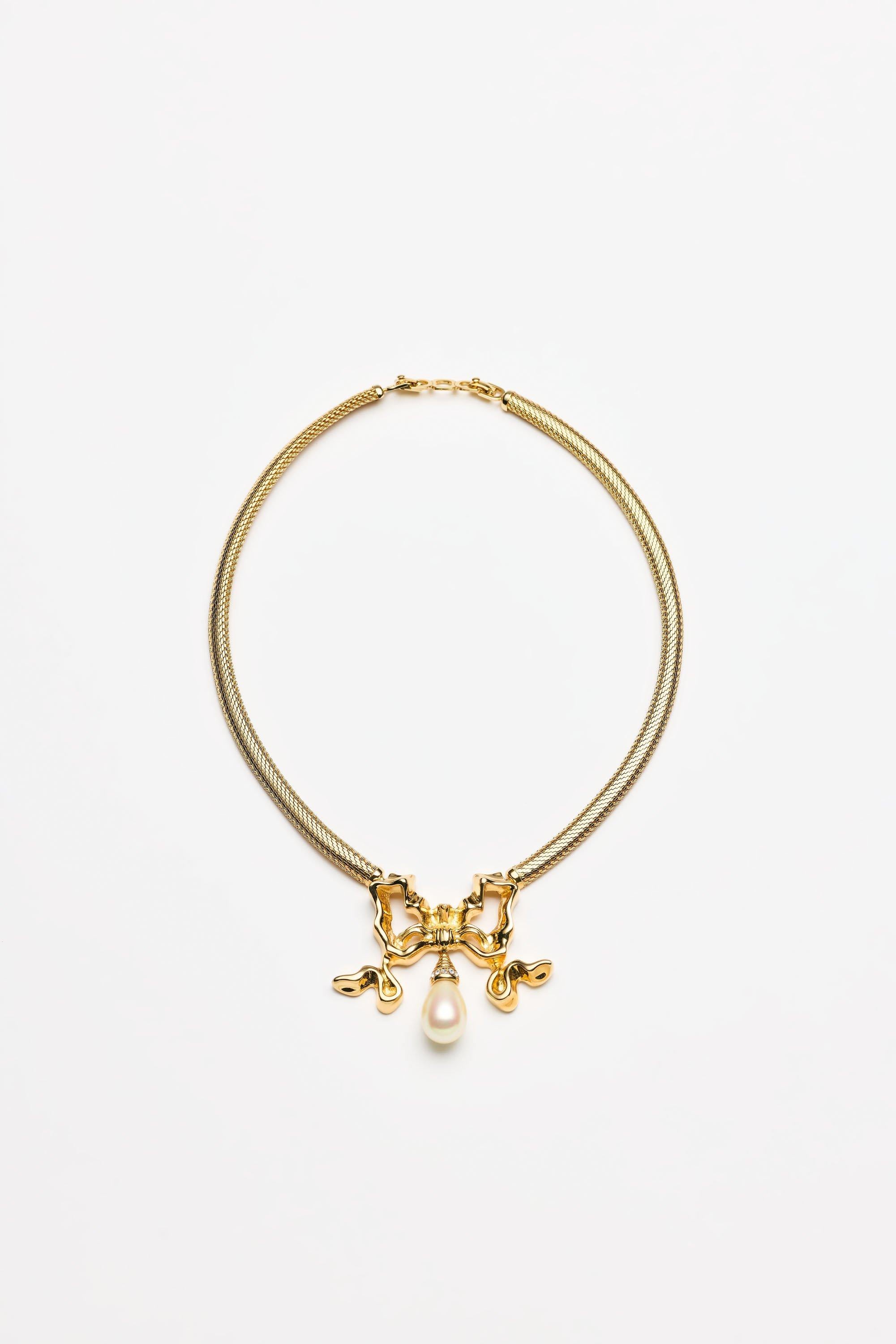 Vintage Costume Jewelry | Christian Dior – Necklace Bow and Pearl