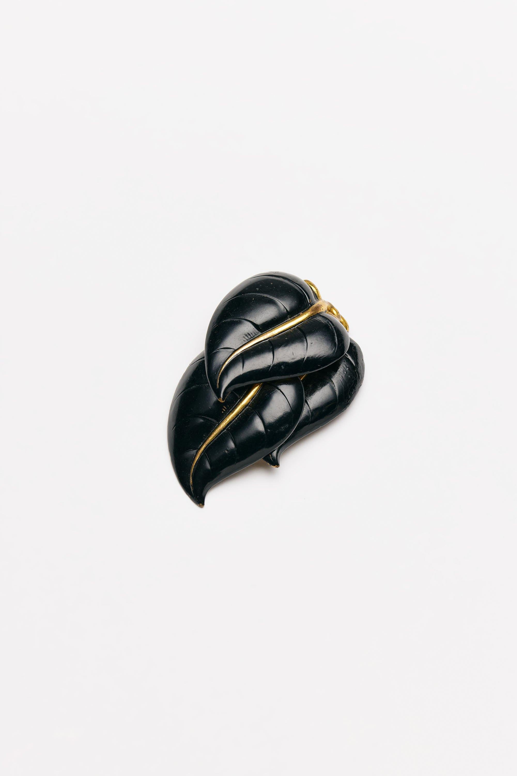 Vintage Costume Jewelry | Elsa Schiaparelli (Attributed) – Pin Black Leaves