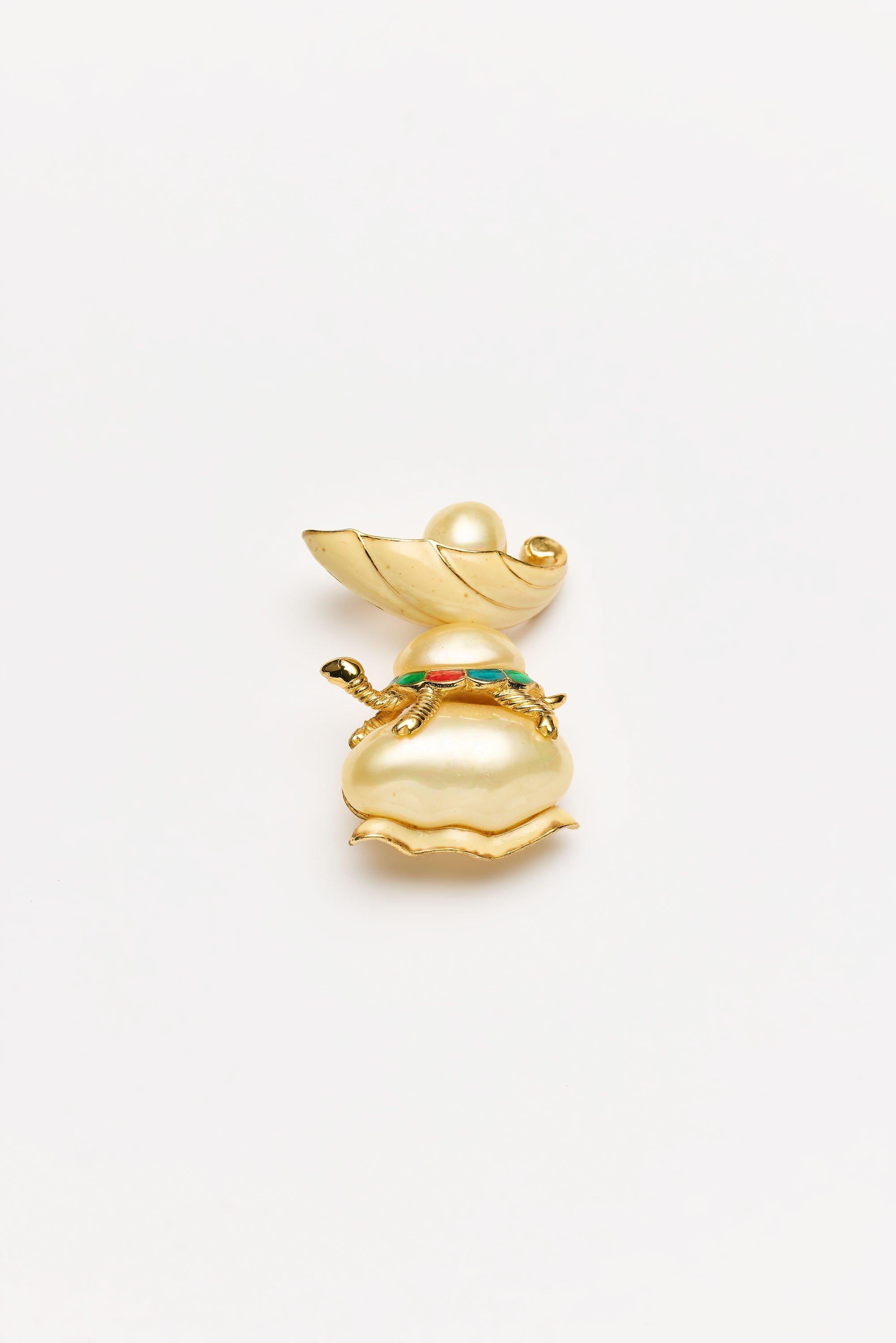 Vintage Costume Jewelry | Hattie Carnegie – Brooch Turtle