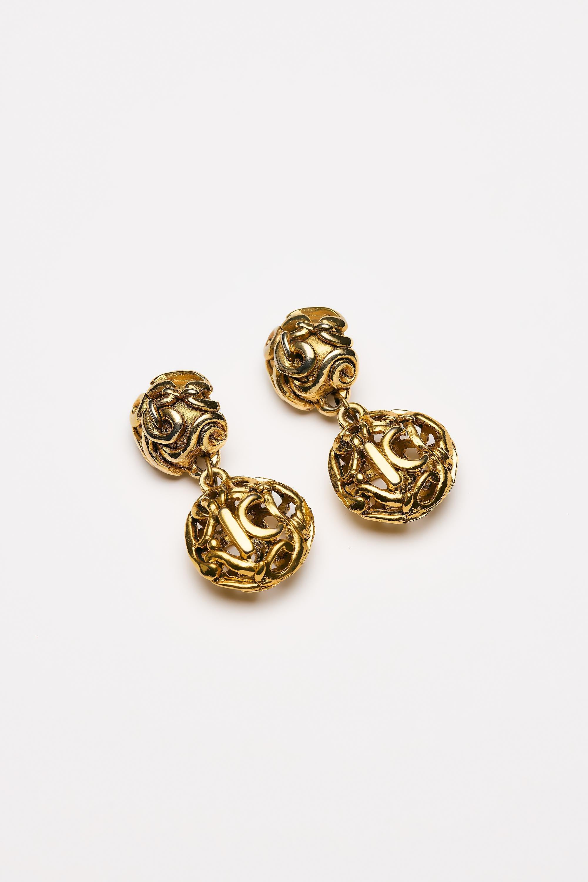 Vintage Costume Jewelry | Kalinger – Earclips Balls