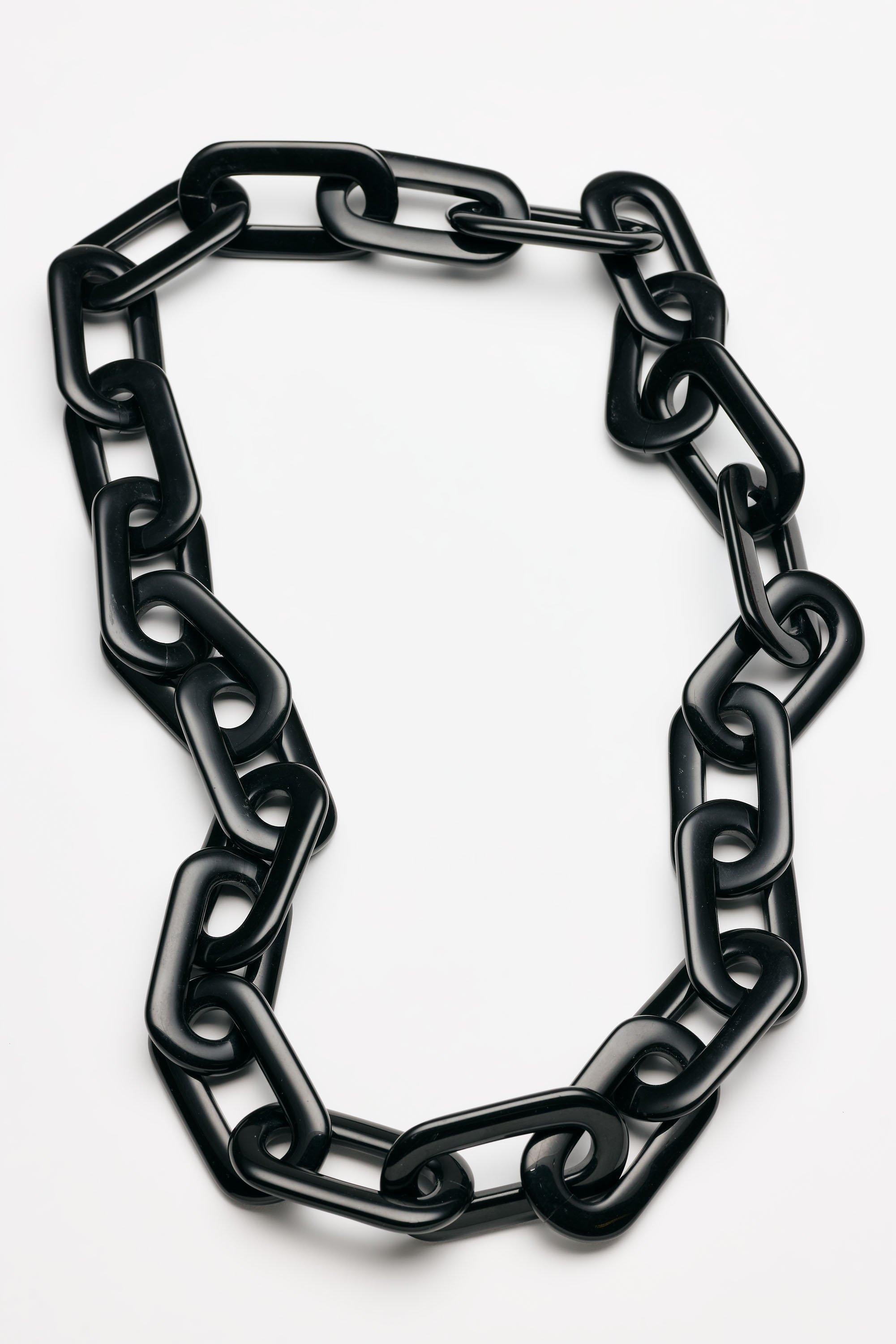 Vintage Costume Jewelry | Necklace Paperclip (Black)