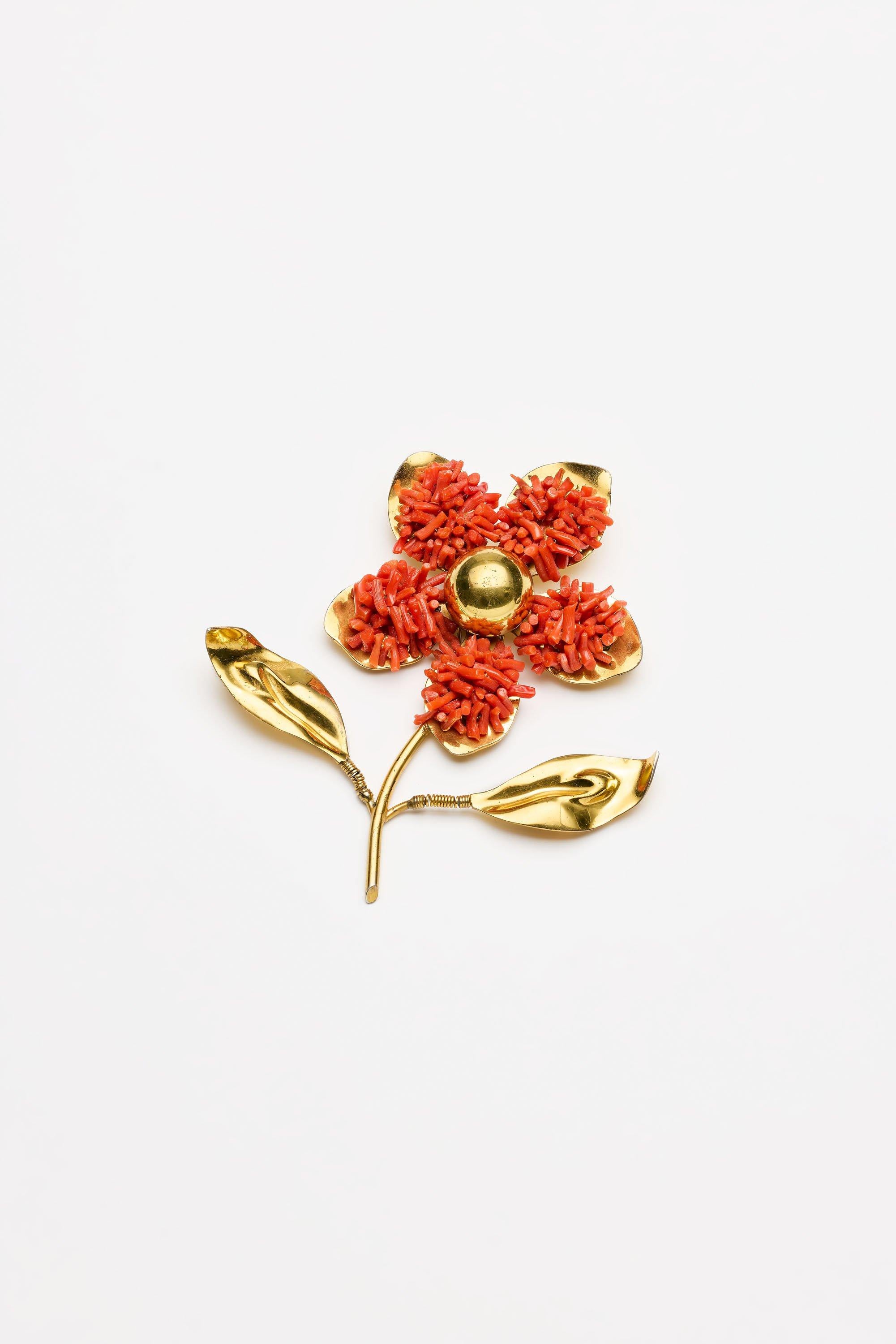 Vintage Costume Jewelry | Nettie Rosenstein – Brooch Coral Flower Trembler