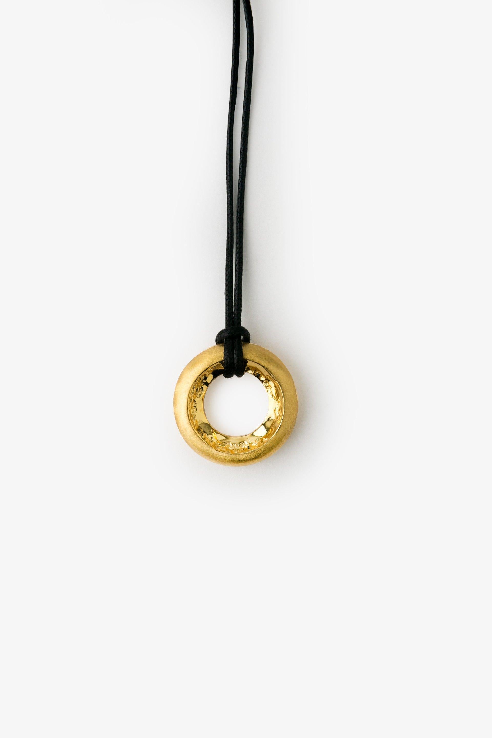 Yan Jiang Studio | Broken Edge - Donut Pendant M