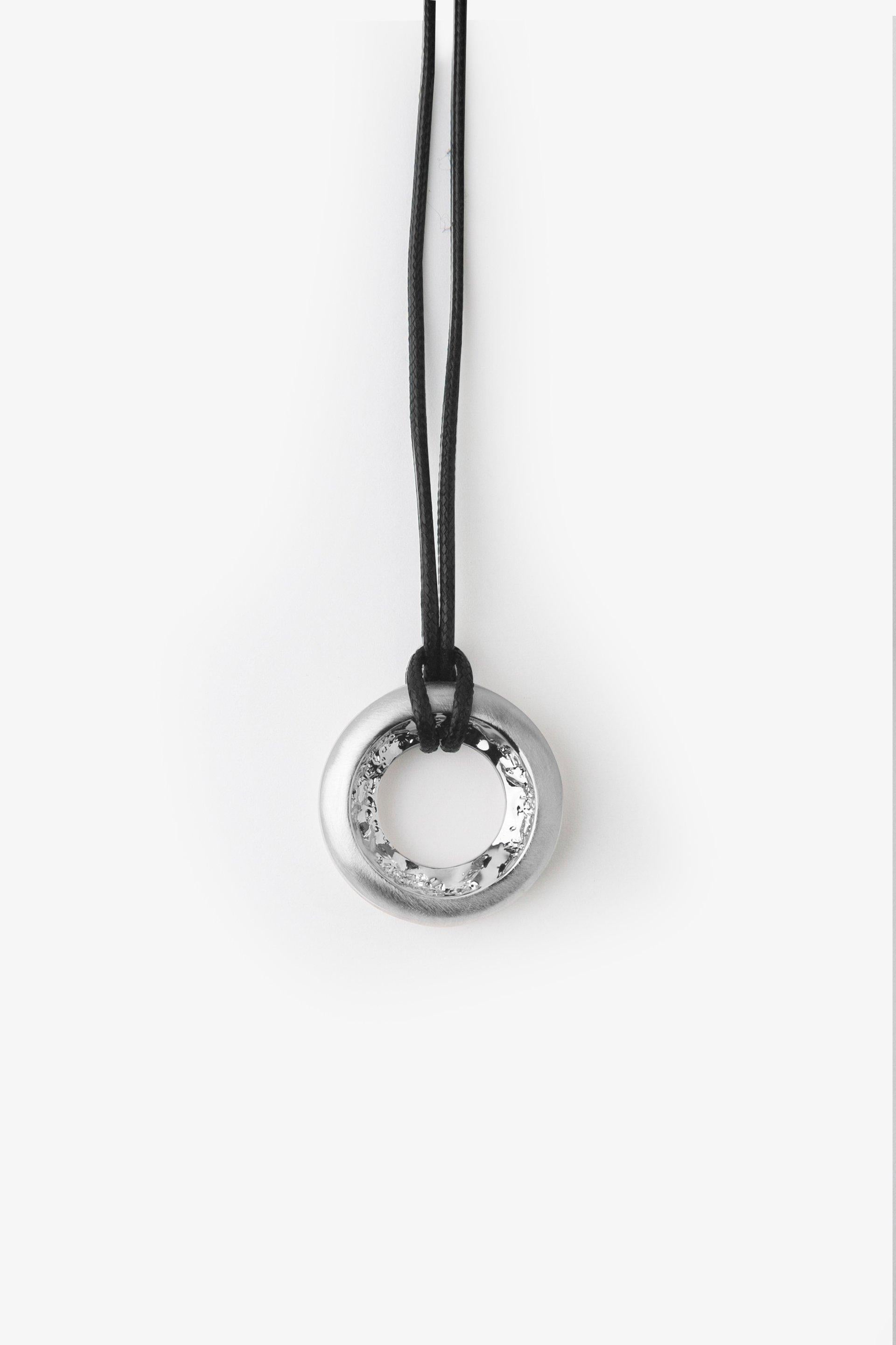 Yan Jiang Studio | Broken Edge - Donut Pendant M